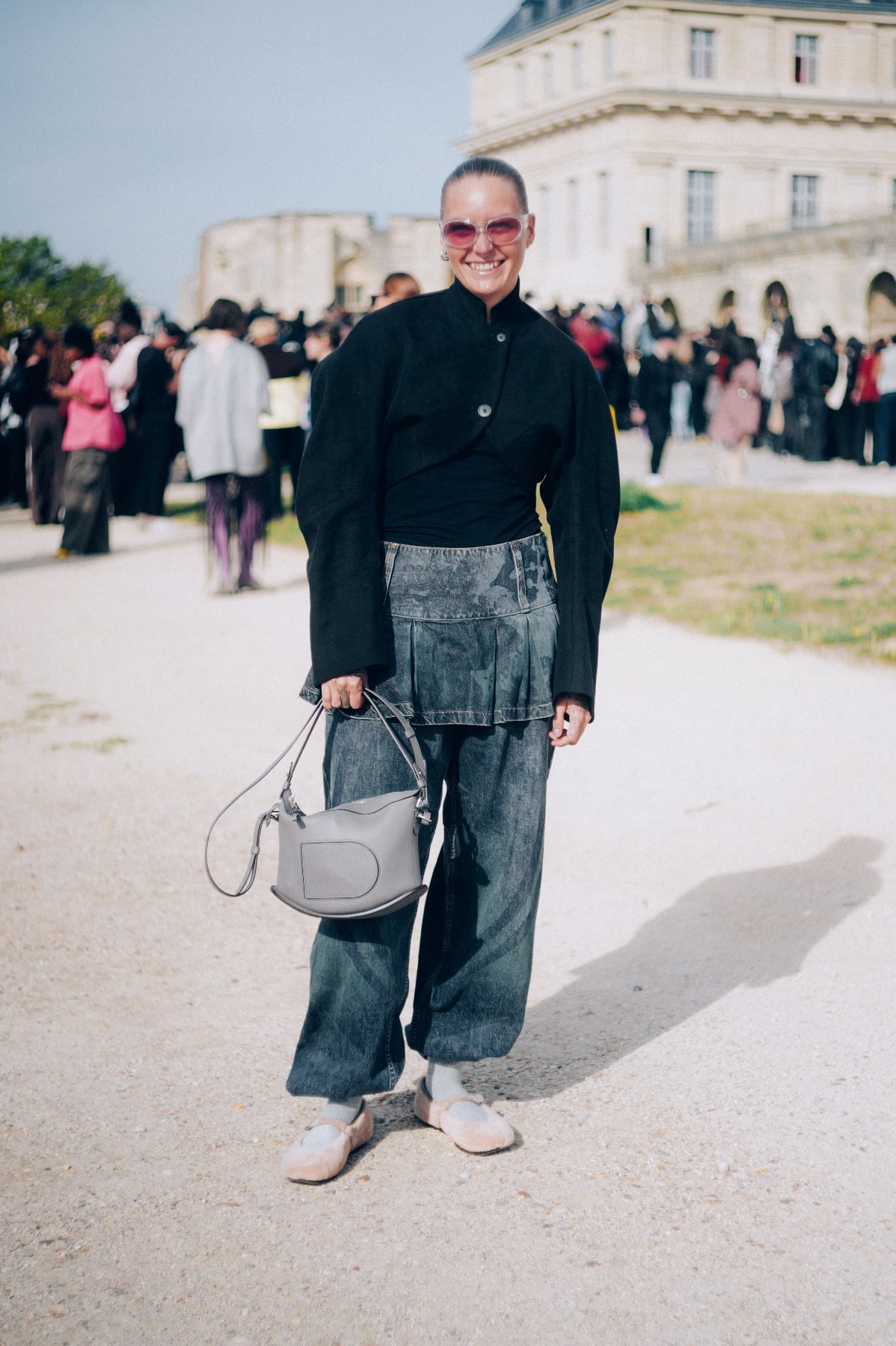 Streetstyle portrait in a black jacket